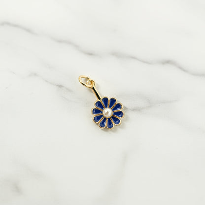 Daisy Girl Charm