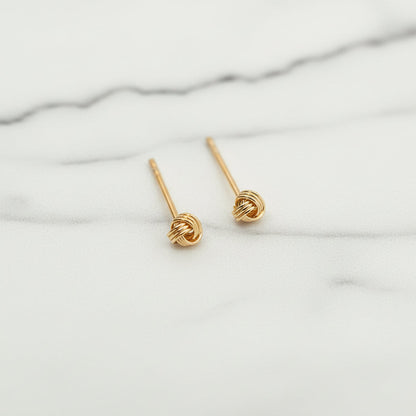 Knot Stud (Single)